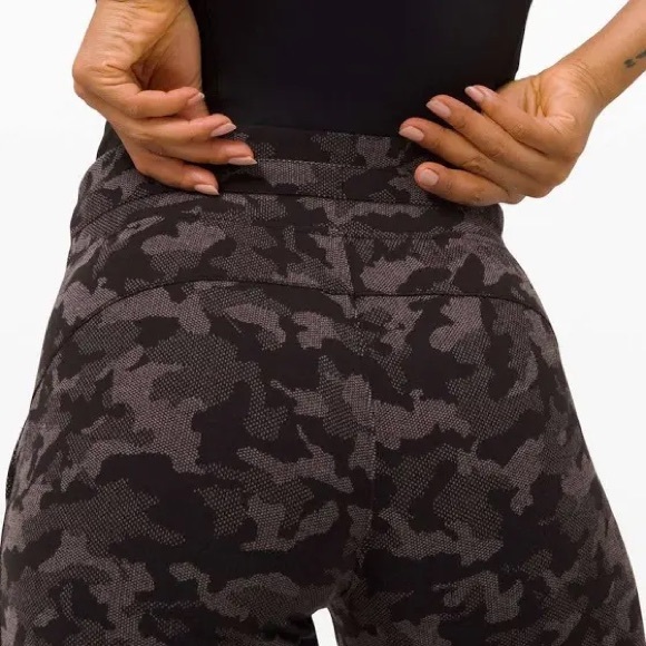 Lululemon Camo Ready to Rulu Joggers 6 - Picture 4 of 9